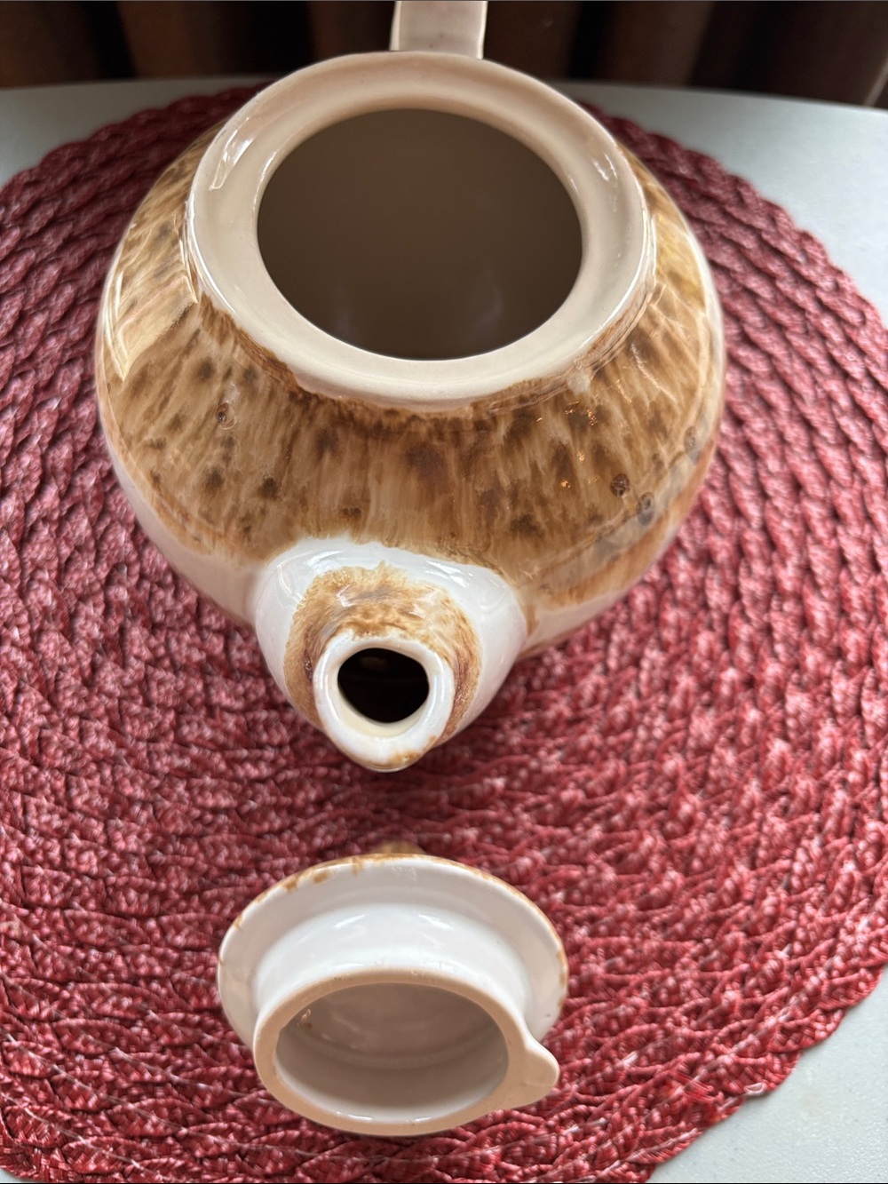 Pottery teapot - Picture 5 of 6